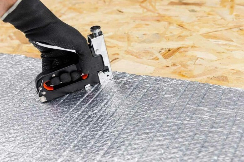 Travaux d'Isolation des Plaques